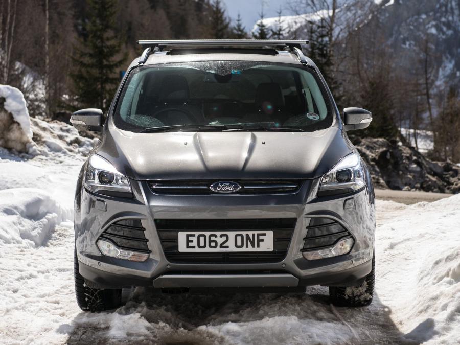  Ford Kuga 2013 года  (UK) (фото 14 из 23)
